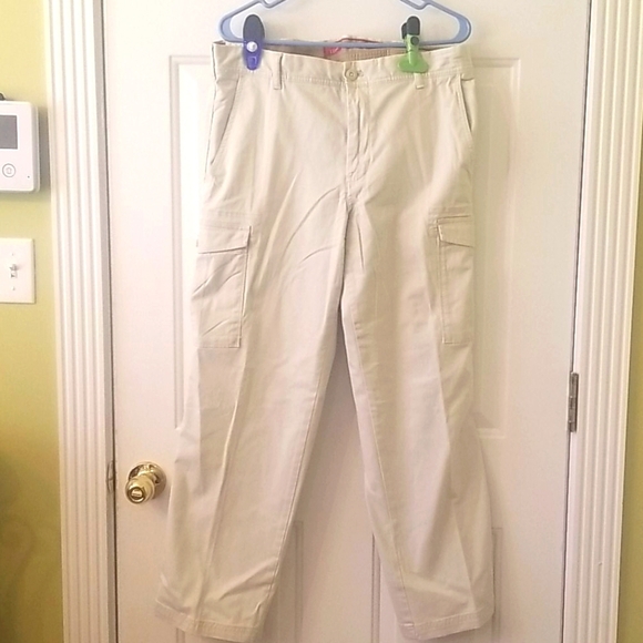 Izod Other - F24-Izod. Mens beige pants..34×30